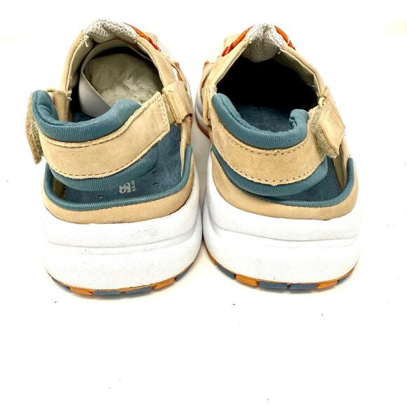 St. John's Bay Active Sandal Sneakers Size 8.5 Taupe Orange Sling Back NIB - Picture 4 of 8